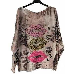 NEW LOOWIE women's colip lips v-neck knit printed sweater in multi